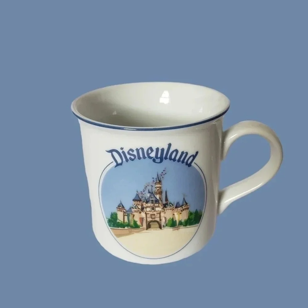 -Disneyland vtge coffee cup mug wht/blue